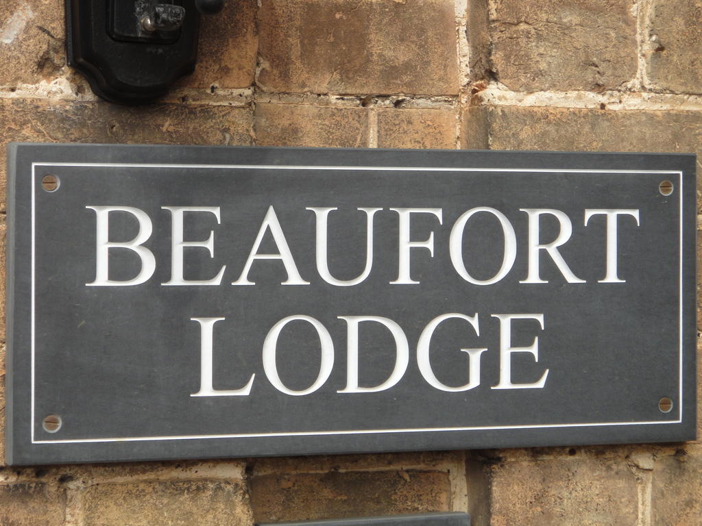 Beaufort Lodge - Central Location & Free Parking Taunton Dış mekan fotoğraf