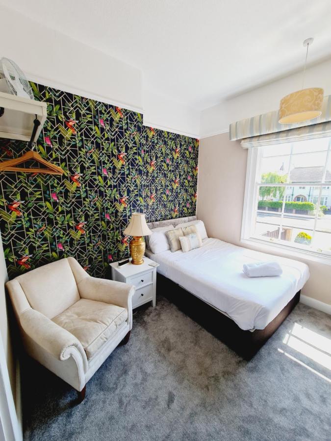 Beaufort Lodge - Central Location & Free Parking Taunton Dış mekan fotoğraf